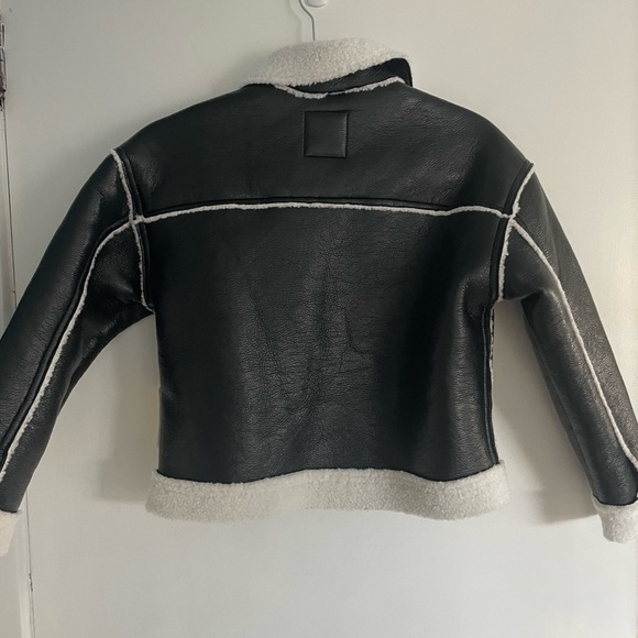 Closet Clear Out Sale! RSQ Girls Medium Sherpa Lined Faux Leather Jacket - BNWT - Picture 8 of 8